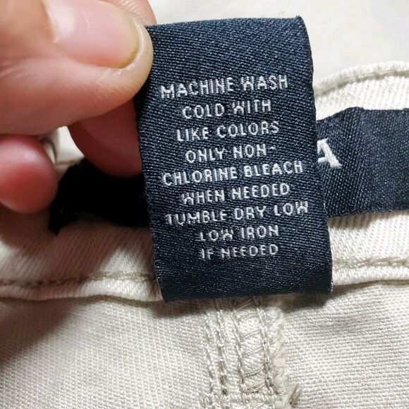 Alivia Ford Oatmeal Khaki Destroyed Cutoff Denim Shorts Size 24W NWT - Picture 6 of 8